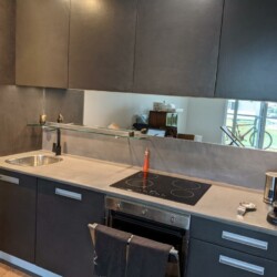 Kitchen units, splash-back and kitchen worktop by SOBO Kitchen