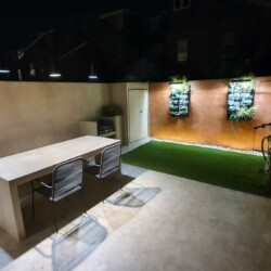 Microcement in the garden installed by Lemos Arch Ltd Outdoor walls and floor