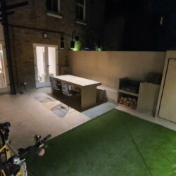 Microcement in the garden installed by Lemos Arch Ltd Outdoor walls and floor