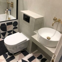 ClaudiCemento microcement deck on the floors, walls, ceilings installed by Lukasz - 07784989756. Bathroom