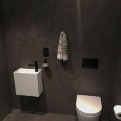 Microcement in a bathroom by SOBO - walls, floors, ceiling Bathroom