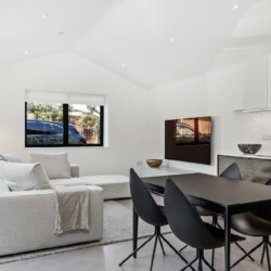 ClaudiCemento microcement on the floors installed by SOBO. Kitchen