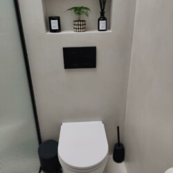 ClaudiCemento microcement DECK installed by SOBO. Bathroom