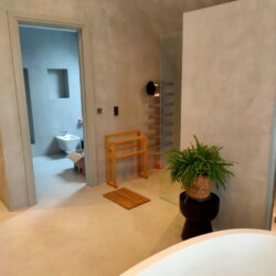Microcement in a bathroom by SOBO - walls, floors, ceiling Bathroom